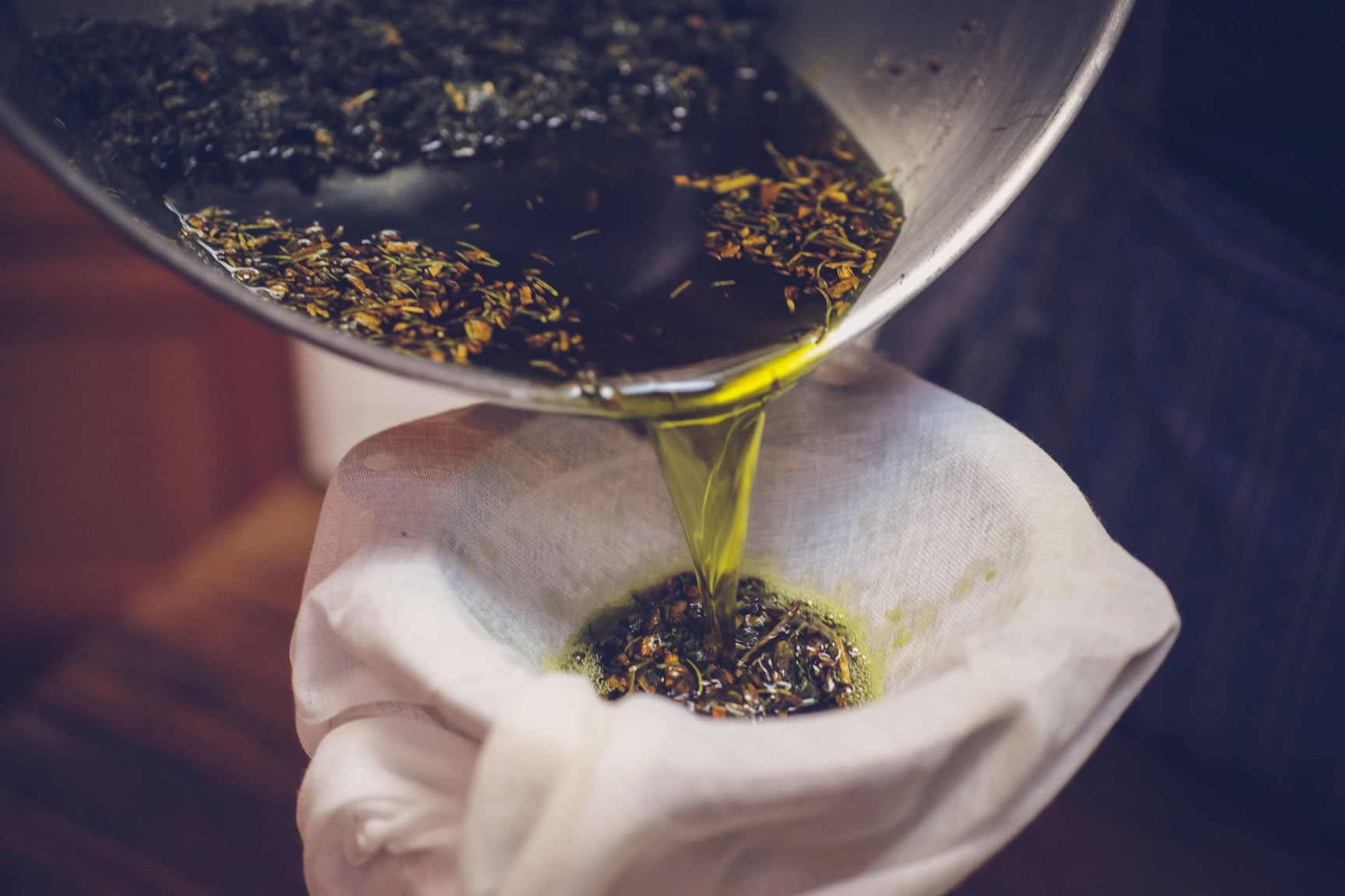 18 Herbs Hair Oil For Total Repair