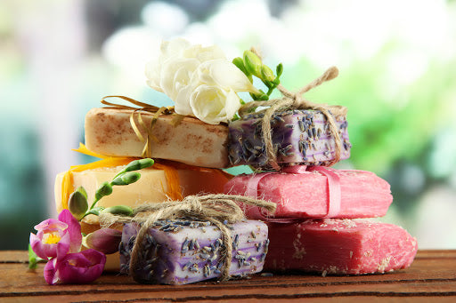 10 Best Soaps For Dry Skin That Nourish & Hydrate Skin